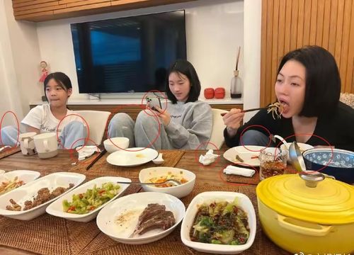 侃爷演唱会引热议，被吐槽如米其林餐厅吃白粥